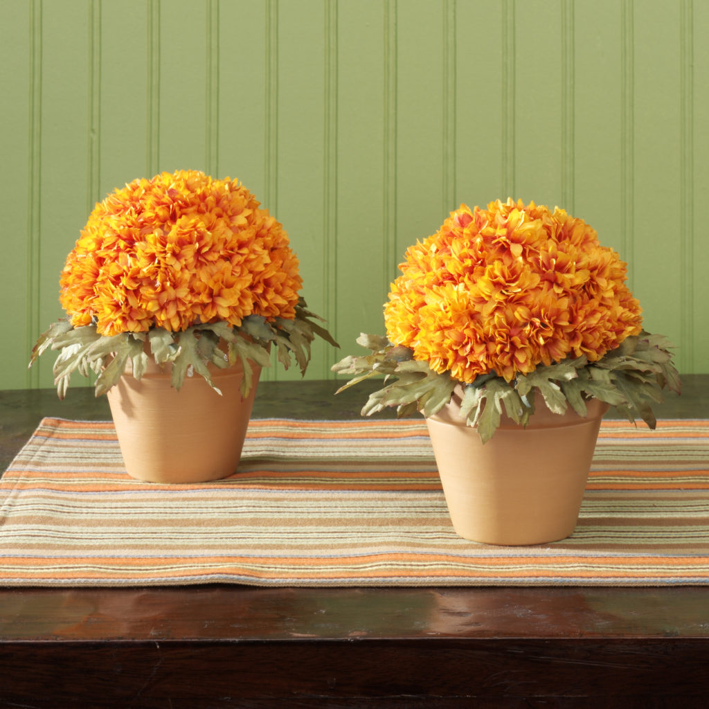 Mini Potted Mums FloraCraft