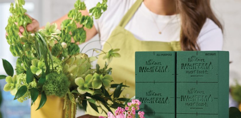 Floral designer arranges flowers using Artesia WetFōM
